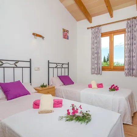 Es Cipresos Villa